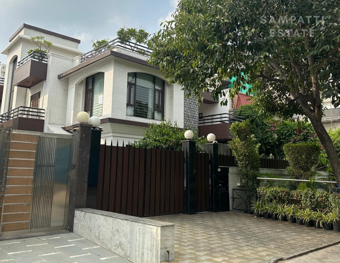 Bungalow Sale in Sector 31 Noida
